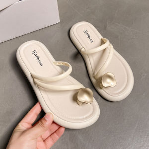 [Free Shipping] Flat-soled slip-on sandals for women suitable for outdoor wear in spring and summer new style with soft soles and rhinestones to be paired with skirts