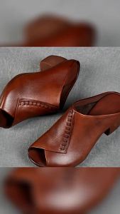 [Free Shipping] Summer 2025 Retro Chunky Heel Open-Toe Mules Mid-Heel Soft Leather Shoes For Mothers Comfortable And Breathable Shoes