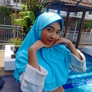 Laiqa - Kerudung Sekolah Premium PR (Pita diluar) By Shafia Hyza