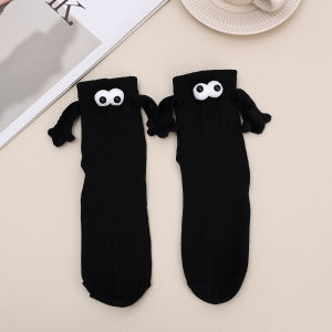 Funny Creative Magnetic Attraction Hands Black White Cartoon Eyes Holding Couple Cotton Socks