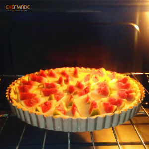 [SG Stock] 9.5 Inch Quiche Tart Pan Carbon Steel Non-stick Removable Bottom Round Wave Edge Bakeware Champagne Gold