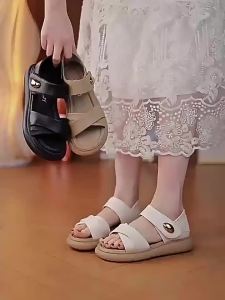 [Free Shipping] Womens Flat Sandals Summer 2026 New Style High-End Fashionable Two-Way Wear Soft Sole Maternity Beach Shoes Plus Size