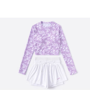 ชุดว่ายน้ําแขนยาว ชุดว่ายน้ำผู้หญิง ชุดว่ายน้ําทูพีช ขาสั้น ชุดว่ายน้ํากันuv ผ้ายืดเนื้อดี ใส่สบาย 2395