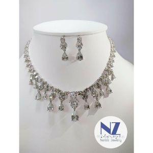 Neriza Jewelry/ เครื่องประดับเจ้าสาวเพชรสังเคราะห์ รับประกันประกายไฟเทียบเท่าเพชรแท้ พร้อมกล่องNSW039