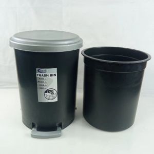 8 Liiters Pedal Trash Bin/Basurahan/Foot Pedal Trash Bin/Indoor Garbage Bin/Step-on Waste Basket/Waste Bin/Recycle Bin/Trashcan