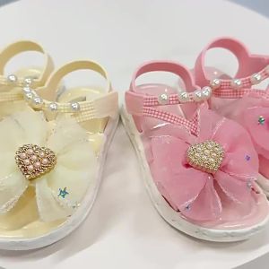 [Free Shipping] Thick-Soled Height-Increasing Black And White Two-Tone Flip-Flops Fashionable WomenS Summer Outdoor Sandals 2026 Style Perfect With Dresses Beach Shoes