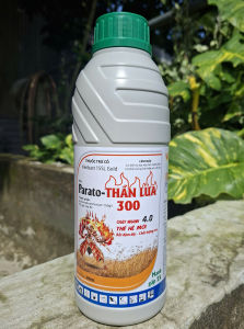 [VTNN TIEN KHOA] Thuốc trừ cỏ lưu dẫn KENBAST  Parato THẦN LỬA 300 chai 900ml công ty BMC