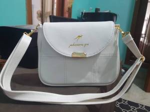 NEW!! PROMO..!!! TAS SELEMPANG WANITA TERBARU 2023 TAS WANITA MODEL DINMIS DAN MODERN TAS MELAYANG DENGAN DESAI YG MENAWANTas Tangan Kulit Wanita Kualitas Tinggi Tas Tangan Selempang Bahu Wanita Desainer Mewah untuk Wanita Dompet Dompet Tahan Air