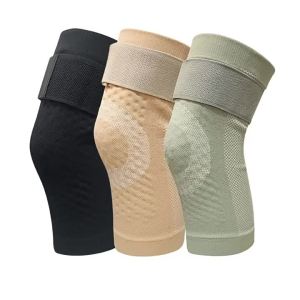 Elderberry knee guard made of nylon providing protection for the knee joint keeping it warm and comfortable during exercise. Ultra-thin elastic band knee guard for both men and women suitable for various sports equipment and gear.