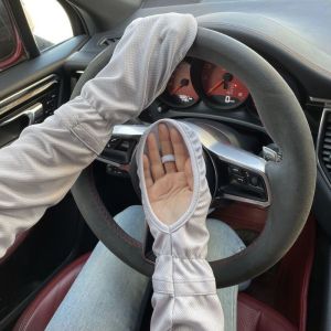 Large size sunscreen ice sleeve gloves for women summer learning and training driving and cycling equipment loose arm protectors ultraviolet ice silk sleeves