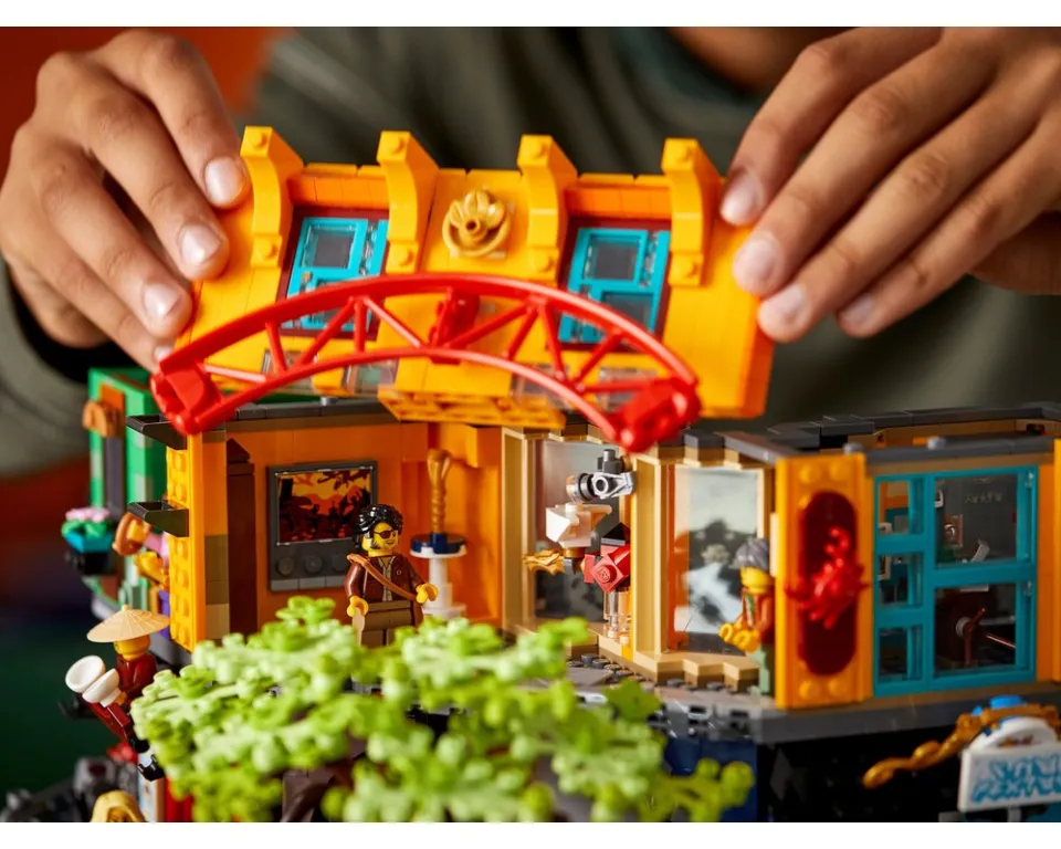 BrickStory] LEGO NINJAGO City Gardens (71741)(5685 Pieces) 5685
