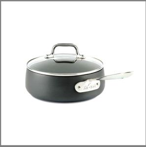 Cooking Pot (All-Clad) Made in USA 2.5 Quart (2.36 litres) 25.4D x 43.2W x 15.2H centimetres