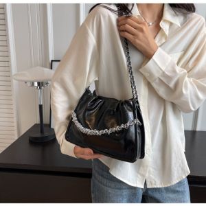 Ielgy túi xếp li da sáp dầu cổ điển Túi nách phong cách đơn giản Túi Túi Đưa Thư Đeo Vai dễ phối