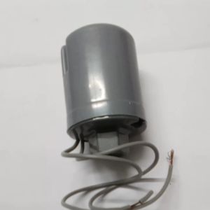 Rơ le máy bơm tăng áp ren trong 14mm