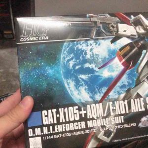 Bandai HG 1/144  Cosmic era model 171 .GAT x105 Alle Strike gundam ( new kit )