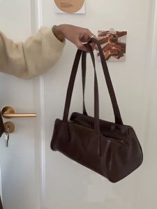 Elegant PU Leather Handbag Stylish Shoulder Bags Cylinder Bag Satchel Purse Suitable for Women and Professionals