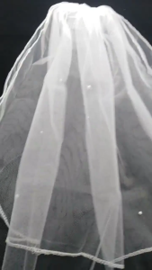 Minimalists Women Veil Handmade White Long Bridal Veil Bride Wedding Veil Bride Hair Accessories