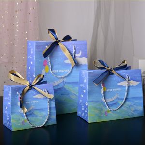 พร้อมส่ง ถุงกระดาษ BEST WISHES โทนสีฟ้า ลายเรือ หูหิ้วเชือก+ริบบิ้นทูโทน2เส้น ใส่ของขวัญ ผ้าขนหนู ของรับไหว้ ถุงรับไหว้