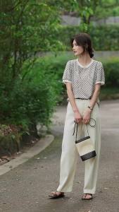 Ammin 2024 Áo thun cotton ngắn tay in họa tiết sọc bất thường thời trang cổ tròn mùa hè đơn giản áo blouse thanh lịch thường ngày in chắp vá lá phong cách Hàn Quốc cho nữ