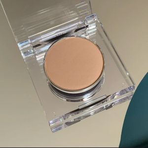 Matte bảng màu mắt bền lâu Nude Brown Eyeshadow Hàng Ngày Mắt Bảng màu trang điểm độ bão hòa thấp Olive da bột mỹ phẩm