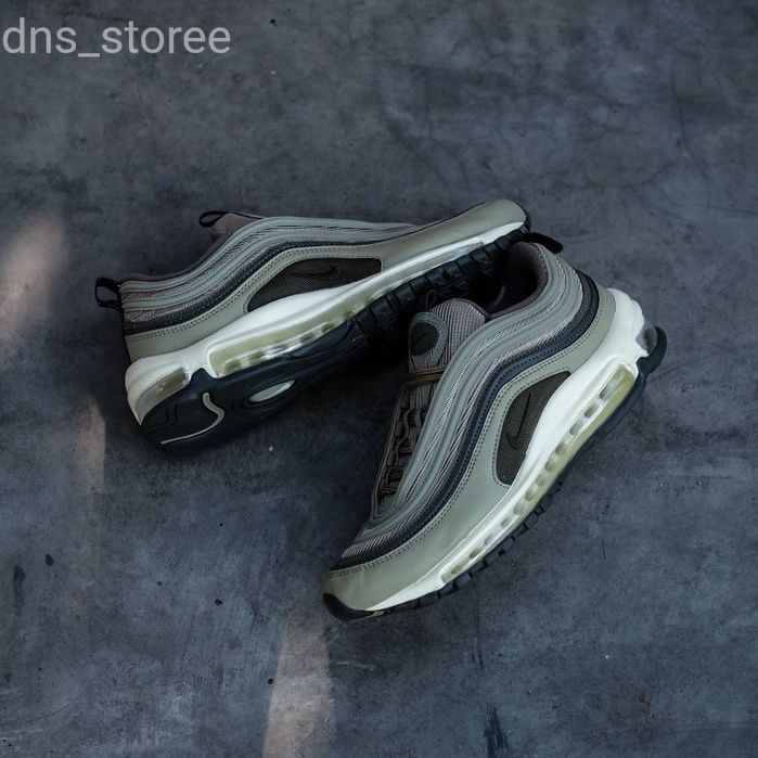 Sepatu Pria/Wanita//Fashion//Sneakers Pria/wanita//Original