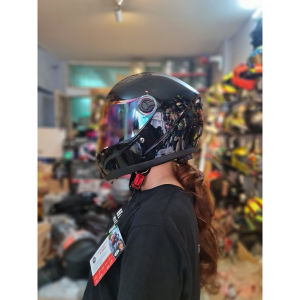 Mũ bảo hiểm Fullface Asia MT136 màu đen bóng lên kính màu siêu đẹp