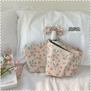 ร่ม ที่บังแดด อุปกรณ์กันฝน เล็ ก ันฝน สร้อยโบว์ ป้องกันรังสียูวี ของใช้ประจําวันในครัวเรือน