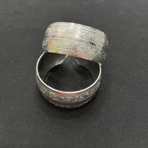 fashion jewele ข้อมือชุดไทยล้านนา กำไลข้อมือผู้ใหญ่ กำไลภาคเหนือ สีรมดำ ทอง เงิน พร้อมส่ง