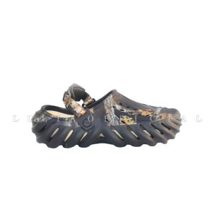 Crocss Echo Clog Sandal Pria