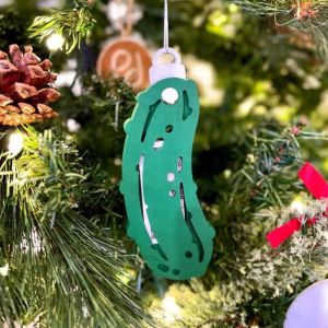 CLOVO Hanging Christmas Pickle Money Holder Wooden Handmade Christmas Cucumber Ornament Creative Decorative Cucumber Money Clip for Home