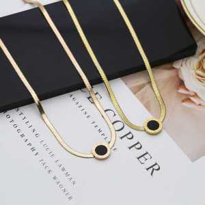 Kalung Titanium Anti Karat Wanita Liontin Bulat Hitam Rantai Pipih / Aksesoris Wanita Asli Titanium