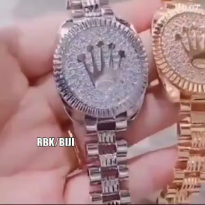 Gelang Tangan Titanium Motif Jam Mewah Cantik