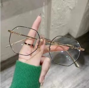 *READY STOCK AT MALAYSIA*Korean Style New Blue Light Protection Ladies Plain Glasses High-end Retro Gold Wire Glasses Polygonal Myopia Glasses Metal Frame Cermin Mata眼镜
