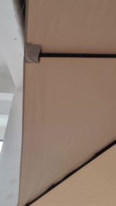 ร่มพลังงานแสงอาทิตย์ขนาด 2.4 ม. x 2.4 ม. ร่มลาน ร่มตลาดตั้งโต๊ะ