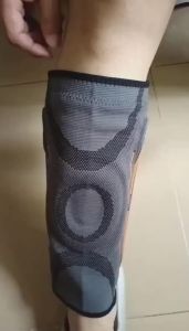 Guoftstars Knee Sleeve with Silicone Patella Pad & 2 Spring Support Bars Anti-slip Compression Knee Brace for Meniscus Tear ACL Arthritis Joint Pain Relief. AutoMaxion