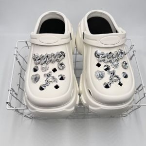 Crocs Charms Shoe Accessories Crystal Diamond Chain Decoration Bear Silver Glitter Pink Love Shoe Buckle for Crocs