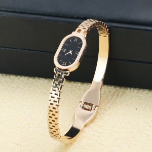 Vintage watch-style bracelet Serpentine Quartz Oval Dial Bracelet Roman numeral hollow stainless steel bracelet