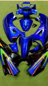 ชุดสีเวฟ125Rหัวแหลมกุญแจใหญ่ สีน้ำเงินท้ายดำ ( 13 ชิ้น ) แถมฟรีน้อตพอชCC