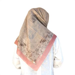 Soutfits Hijab Segi Empat Motif Sahira 130 x 130 cm - Kerudung Voal 110 x110 cm - Jilbab Printing
