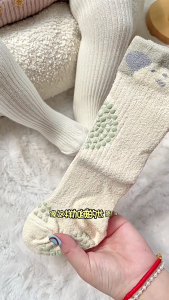 Winter Warm Toddler Long Socks Baby Knee Socks with Animal Pattern Infant Knee Stockings for Baby 0-3 Years