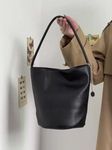 Soft leather bucket basket bag for women 2026 New summer handbag niche shoulder bag commuter bag