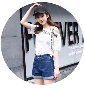 LH.Friday New !! กางเกงยีนส์ขาสั้นน่ารักมาก ใส่กับเสื้อตัวไหนก็เข้าได้หมด แมทช์กับทุกชุด