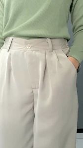 Celana Anti Kusut & Highwaist: Pilihan Terbaik untuk Sehari-hari