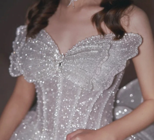 WEDDING DRESS  DISNEY SPARKLING WEDDING DRESS