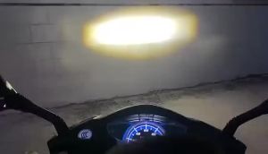Motorcycle headlights H4 three-claw H6 white and yellow electric lights far and near light integrated spotlight two-color modified h6 bulb