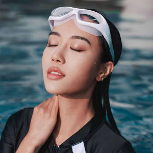 แว่นตาว่ายน้ำกันน้ำกันหมอกความละเอียดสูงสำหรับผู้ชายและผู้หญิง อุปกรณ์ว่ายน้ำ ผู้ใหญ่ Goggles