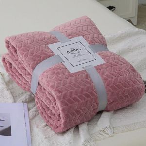 Multi Functional Thickened Blanket Comfortable Flannel Solid Color Plaid Blanket Air Conditioning Nap Blanket Sofa Blanket