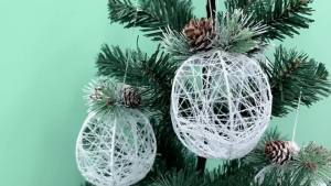 Christmas Ball Ornaments Set White Pinecone Rattan Thread String Christmas Tree Ornament Xmas Trees Wedding Party Decorations