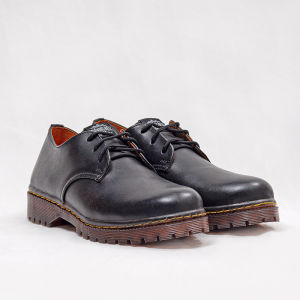SEPATU WANITA DOCMAR MORNINGBELL 3 LUBANG