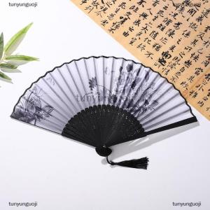 [COD] tunyunguoji Quạt gấp tay cầm tay mới đạo cụ khiêu vũ phong cách Trung Quốc Quạt vỏ Retro người phụ nữ người đàn ông tre gỗ lụa hoa gấp quạt